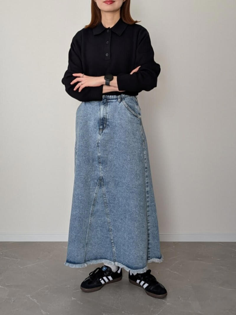 ポロニットで今っぽくきちんと見え, 肩掛けジャケット×トレンド感のある配色で差をつける, フレンチシックな春スタイルに, レース襟トップス×黒デニムスカートで上品に, トレンド素材のジャケットでコーデを格上げ