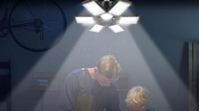 Exceeding the maximum linkable limit, Ignoring ceiling temperature and material constraints, Leaving cords loose or improperly secured, Cleaning with harsh chemicals or liquids, Using dry-rated lights in wet locations