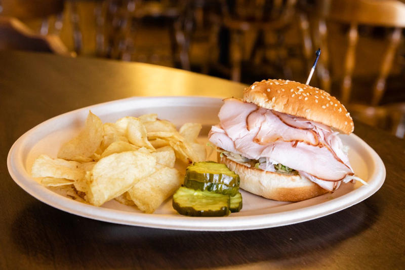 Caffe REL, Roy’s Grille, Fat Tiger Korean BBQ & More, B.E. Scott’s BBQ, Bates House of Turkey, Caro-Mi Dining Room, Hawk’s Crawfish Restaurant, Whistle Stop Café, Sid’s Diner, Skylight Inn, Mrs. Mac’s Kitchen, The Shoals Shack, The Loveless Cafe, Sebastian’s Roadside Restaurant