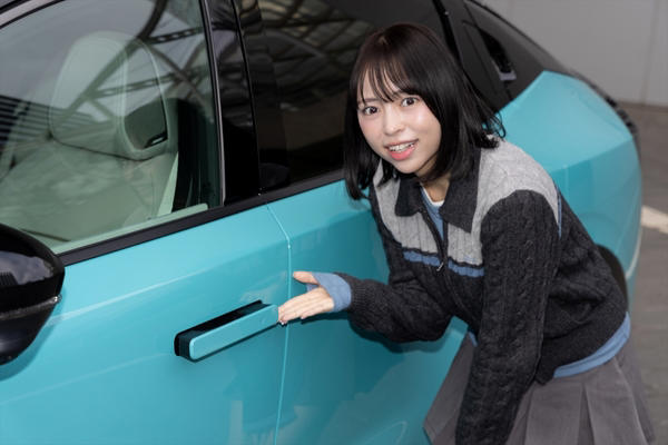 補助金活用で実質300万円台から！ 気になる価格設定, ファストバックSUV風にチェンジしたスマートな外観, 頼もしい積載量と待望のAC100V電源を搭載, 広々とした後席空間と日産初の調光グラスルーフ, シンプルで使い勝手の良い運転席まわり, いざ首都高へ！ プロパイロット2.0と極上の乗り心地を体感, 蓄積されたノウハウが生み出す「BEVの新基準」, 寺坂ユミ（てらさかゆみ）プロフィール