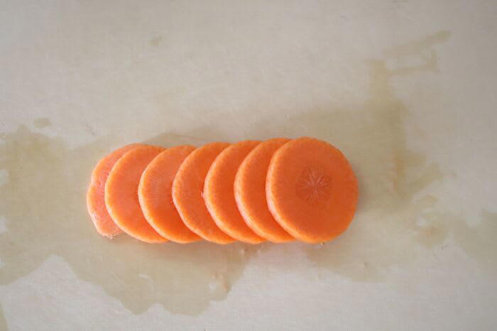 世界の食卓で愛される“塩ヨーグルト”って？, 「野菜の塩ヨーグルト漬け」の作り方, 出来上がりはこんな感じ！, 残った塩ヨーグルトを使ってもう1品, 「塩ヨーグルト入りパンプキンサラダ」の作り方, “塩ヨーグルト”をレパートリーに加えてみませんか？