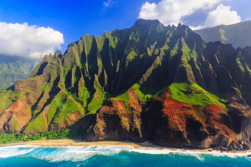 1. Grand Canyon, Arizona, 2. Yellowstone’s geothermal drama — Wyoming/Montana/Idaho, 3. Niagara Falls, New York, 4. Yosemite Valley, California , 5. Denali, Alaska , 6. Crater Lake, Oregon , 7. Na Pali Coast, Kauai, Hawaii , 8. Devils Tower, Wyoming , 9. Mendenhall Glacier, Alaska , 10. White Sands National Park, New Mexico