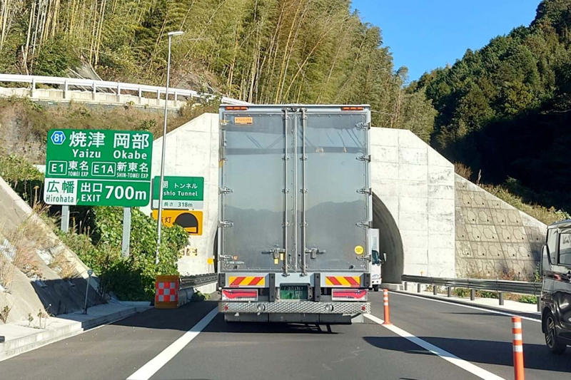 物流政策転換の局面, タイパ志向の広がり, 輸送力不足の深刻化, バース予約管理の仕組み, ルールの位置づけ, 制度のすき間発生要因, ルール順守と目的達成のずれ