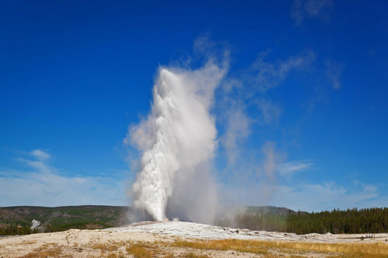 1. Grand Canyon, Arizona, 2. Yellowstone’s geothermal drama — Wyoming/Montana/Idaho, 3. Niagara Falls, New York, 4. Yosemite Valley, California , 5. Denali, Alaska , 6. Crater Lake, Oregon , 7. Na Pali Coast, Kauai, Hawaii , 8. Devils Tower, Wyoming , 9. Mendenhall Glacier, Alaska , 10. White Sands National Park, New Mexico