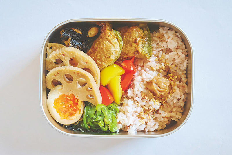 デザイナー・植木明日子さんのお弁当, 出荷担当・河口さくらさんのお弁当, 出荷担当・鈴木貴子さんのお弁当, 商品管理担当・三好理沙さんのお弁当, デザイン補佐・広報担当・永井理菜さんのお弁当