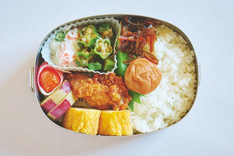 デザイナー・植木明日子さんのお弁当, 出荷担当・河口さくらさんのお弁当, 出荷担当・鈴木貴子さんのお弁当, 商品管理担当・三好理沙さんのお弁当, デザイン補佐・広報担当・永井理菜さんのお弁当