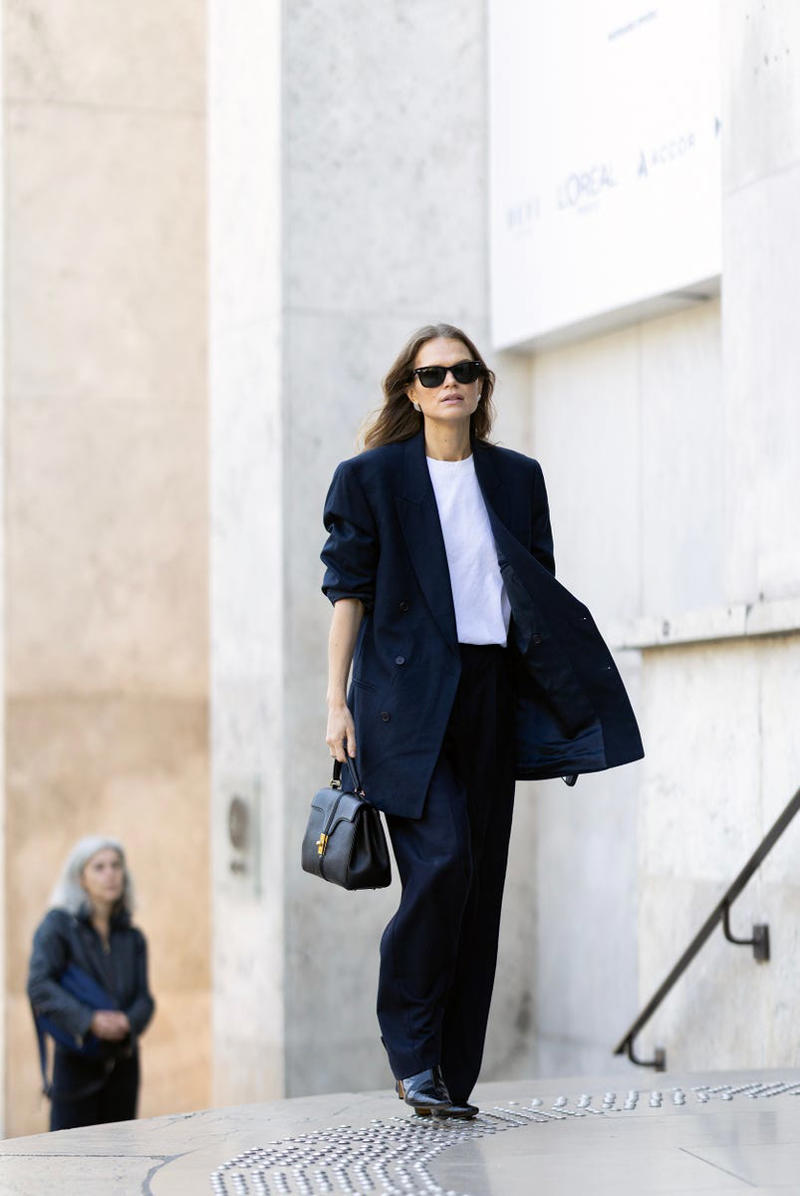 Shop the Best White T-Shirts, A Baby Tee and Straight-Leg Denim, A Relaxed T-Shirt and Brown Jacket, A Boxy Style and Classic Trench, A Monochrome Combination, Black Capris and Ballet Flats, A Statement Skirt and Wool Sweater, A Matching Suit Set, A Tailored Jacket and Pleated Skirt, White Linen Shorts and Leather Boots