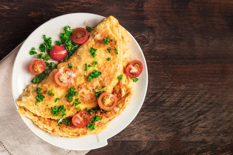 1. ไข่ตุ๋นทรงเครื่อง (Steamed Egg), 2. ไข่ดาวน้ำ (Poached Egg), 3. ไข่เจียวไร้น้ำมัน (Air-Fried/Water-Fried Omelet), 4. สลัดไข่ต้ม (Boiled Egg Salad), 5. ไข่กวนสมุนไพร (Scrambled Eggs with Herbs)
