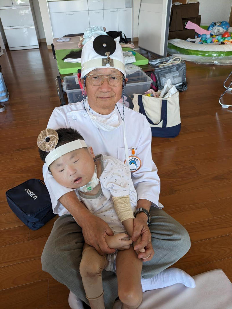 72歳で「運命の出会い」, 「どうにかしなくちゃいけない」, 「医師の数が足りていない」耳鼻科を選ぶ, 父が認知症を発症