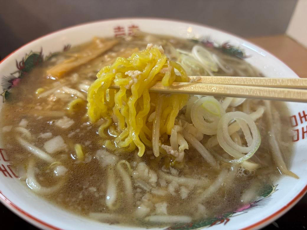 イベントへの出店依頼がすべての始まり, 安価な食材で「誰が食べても美味い」と感じる一杯を, 店名に込められた「遊び心と戦略」, 高い注目度に甘えるつもりはない