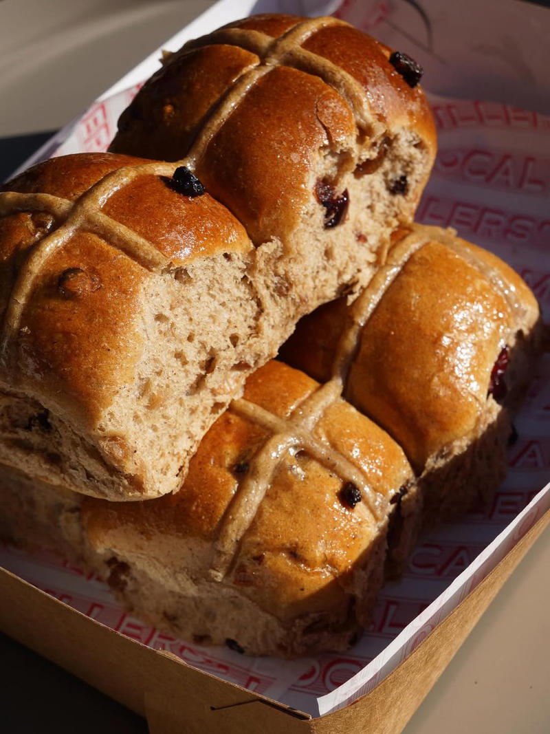 NSW South Coast bakeries, Millers’ Local Bakehouse , Slow Dough , Gumnut Patisserie , Flour Water Salt , Honorbread , Wild Rye’s Baking Co , NSW North Coast bakeries, Burnt Honey Bakery , Bread Social , Home Alstonville , Central West, Racine , Black Cockatoo Bakery , Althea by Zin