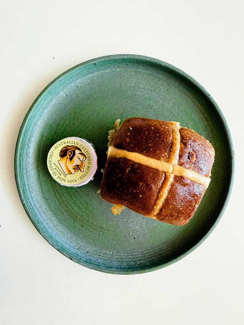 NSW South Coast bakeries, Millers’ Local Bakehouse , Slow Dough , Gumnut Patisserie , Flour Water Salt , Honorbread , Wild Rye’s Baking Co , NSW North Coast bakeries, Burnt Honey Bakery , Bread Social , Home Alstonville , Central West, Racine , Black Cockatoo Bakery , Althea by Zin