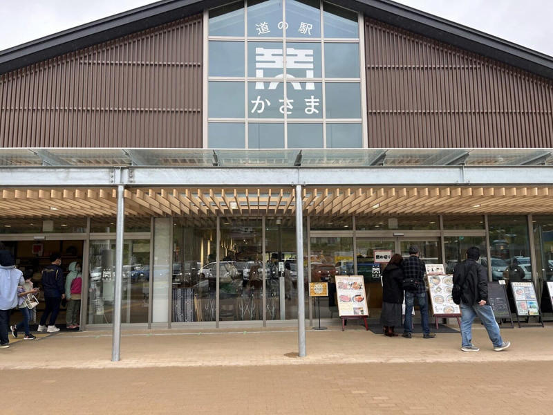 【関東近郊】安心して車中泊！ RVパーク併設の道の駅4選｜温泉・グルメ・癒やしの夜を満喫, 1｜地元で人気の温泉と車中泊を楽しむ夜, 2｜茨城の栗を堪能できる人気の道の駅, 3｜南房総の潮風とともにコーヒーを楽しむ道の駅, 4｜母校に泊まる！？懐かしくて新しい体験, 【まとめ】安心して楽しむ、大人の車中泊旅へ