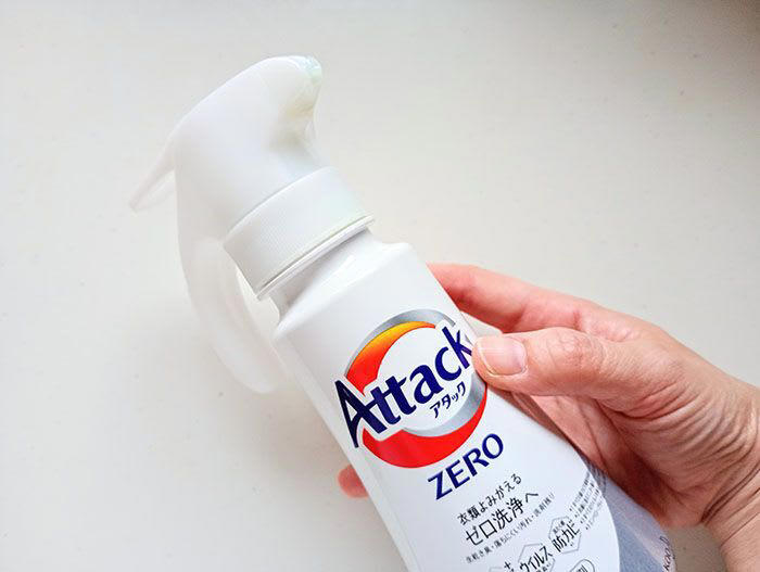100均で買える「ミニサイズのはちみつ」が使いやすい！, はちみつ容器の活用①アイスに使うトッピングの容器に, はちみつ容器の活用②手作りドレッシングボトルに, はちみつ容器の活用③旅行先で使う衣類用洗剤の容器に, はちみつ容器の活用④スチームアイロンの水補充に