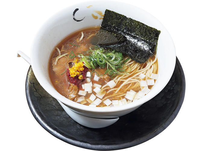 珉亭（みんてい）のラーメン（薄口醤油） , 恵比寿らぁ麺屋つなぎの 辛味噌ラーメン , ラーメン健太のとんこつラーメン , 博多ラーメン和（かず）の チャーシューメン 