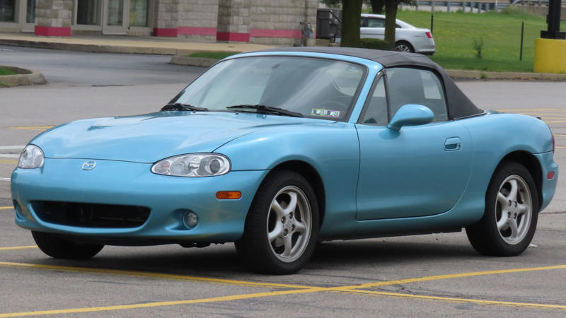 1. The City Pod (Smart Fortwo), 2. The True One-Seater (ElectraMeccanica Solo), 3. The Tiny Original (Peel P50), 4. The Open-Air Escape (Mazda MX-5 Miata), 5. The Retro Runabout (Fiat 500), 6. The High-Rev Companion (Honda S2000), 7. The Coastal Roadster (Porsche Boxster), 8. The Fuel-Sipper (Volkswagen Lupo 3L), 9. The Smart Small Car (Toyota iQ), 10. The French Minimalist (Citroën 2CV), 11. The License-Light Microcar (Aixam), 12. The Featherweight Purist (Lotus Elise), 13. The Urban EV Capsule (BMW i3), 14. The Tiny French Original (Renault Twingo), 15. The Budget Escape Car (Fiat 126), 16. The Driver’s Coupe (Subaru BRZ), 17. The Practical City Car (Kia Picanto), 18. The Vintage Backroad Sedan (Datsun 510), 19. The Silent Sports Car (Tesla Roadster), 20. The Bubble-Car Fantasy (Peel Trident)
