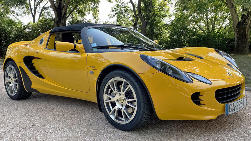 1. The City Pod (Smart Fortwo), 2. The True One-Seater (ElectraMeccanica Solo), 3. The Tiny Original (Peel P50), 4. The Open-Air Escape (Mazda MX-5 Miata), 5. The Retro Runabout (Fiat 500), 6. The High-Rev Companion (Honda S2000), 7. The Coastal Roadster (Porsche Boxster), 8. The Fuel-Sipper (Volkswagen Lupo 3L), 9. The Smart Small Car (Toyota iQ), 10. The French Minimalist (Citroën 2CV), 11. The License-Light Microcar (Aixam), 12. The Featherweight Purist (Lotus Elise), 13. The Urban EV Capsule (BMW i3), 14. The Tiny French Original (Renault Twingo), 15. The Budget Escape Car (Fiat 126), 16. The Driver’s Coupe (Subaru BRZ), 17. The Practical City Car (Kia Picanto), 18. The Vintage Backroad Sedan (Datsun 510), 19. The Silent Sports Car (Tesla Roadster), 20. The Bubble-Car Fantasy (Peel Trident)