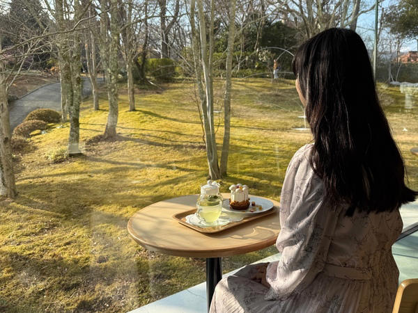 スイーツ×アートで心と身体を整える一日, 緑とスイーツに癒される「強羅公園」, 一色堂茶廊で春を感じるスイーツを, 感性をひらくアート体験「彫刻の森美術館」, アートの余韻とともに味わう限定スイーツ, 旅の合間に楽しむ、ご褒美スイーツ, 温泉で“整う”贅沢時間「箱根湯本富士屋ホテル」