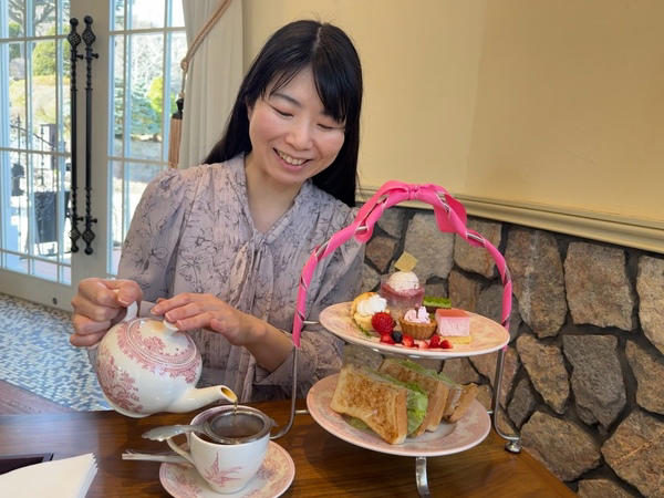 スイーツ×アートで心と身体を整える一日, 緑とスイーツに癒される「強羅公園」, 一色堂茶廊で春を感じるスイーツを, 感性をひらくアート体験「彫刻の森美術館」, アートの余韻とともに味わう限定スイーツ, 旅の合間に楽しむ、ご褒美スイーツ, 温泉で“整う”贅沢時間「箱根湯本富士屋ホテル」