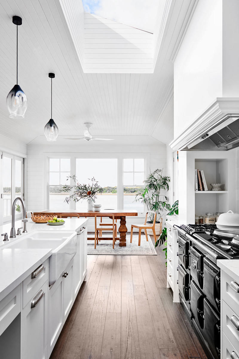How to choose a kitchen sink, Different types of kitchen sinks, Best kitchen sink materials, How to clean and maintain your kitchen sink