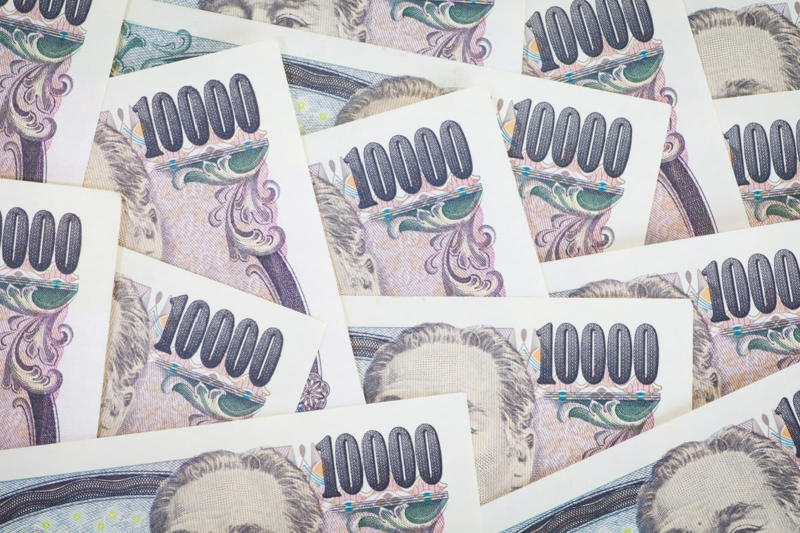 【階層別の世帯数を見る】日本に「富裕層と超富裕層」はどのくらいいる？, 「富裕層と超富裕層」の割合をチェック, 【20〜70歳代で比較】みんなの貯蓄額（平均値・中央値）はいくら？, 【単身世帯】20〜70歳代の平均貯蓄額・中央値を見る, 【二人以上世帯】20〜70歳代の平均貯蓄額・中央値を見る, 【令和のシニア世帯】「日常生活費もまかなうのが難しい」と回答している割合は？, 「二人以上世帯」60歳代・70歳代の回答結果, 「単身世帯」60歳代・70歳代の回答結果, 資産全体のバランスや家計の状況に合わせて「将来に向けた資金計画」を立てよう