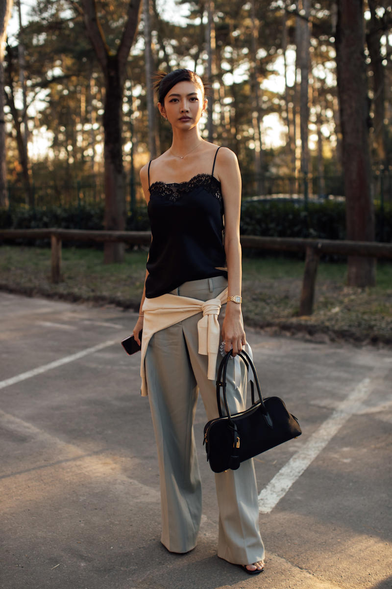 Back to the Basics, Return of the Capris , All-Black Everything, Sporty Prep , Easy Layers , White Jeans Forever , Controversial Black and Brown