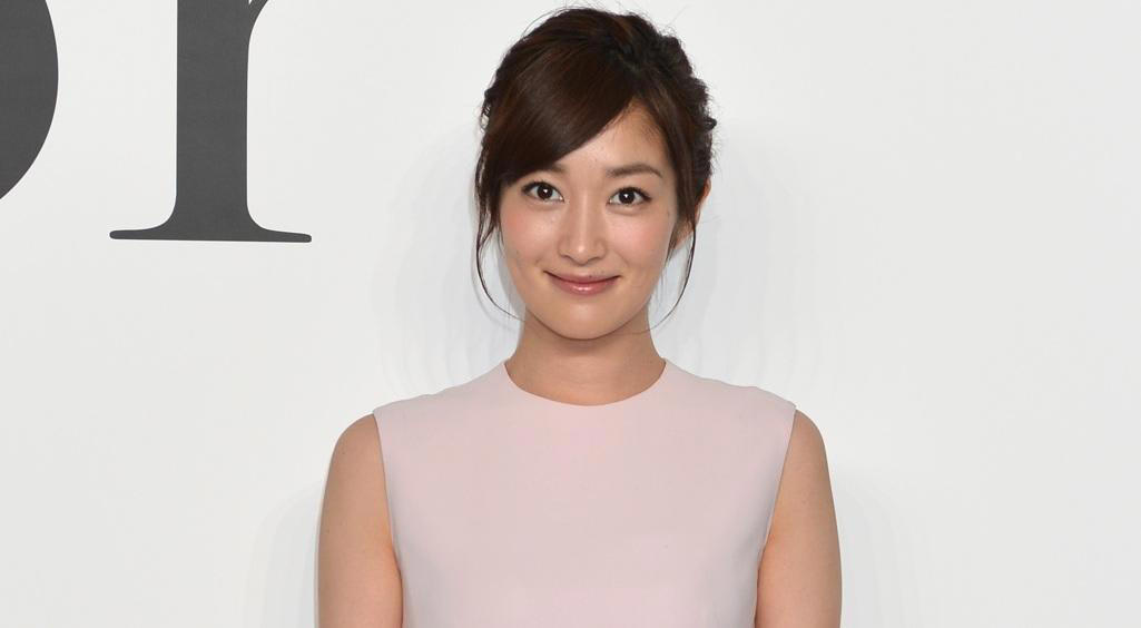 長友佑都 平愛梨, 谷口彰悟 泉里香, 上田綺世 由布菜月, 堂安律 明松美玖, 守田英正 藤阪れいな, 柴崎岳 真野恵里菜, 槙野智章 高梨臨, 長谷部誠 佐藤ありさ