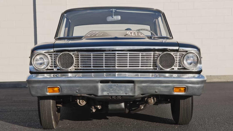 Ford Built The Fairlane Thunderbolt To Win Races, Not To Last , A 427 V8 That Was Already Pushing Limits , Most Were Raced Hard And Lost Over Time , Why It Became Ultra-Rare Without Trying To , Today, It’s One Of The Most Valuable Drag-Era Muscle Cars