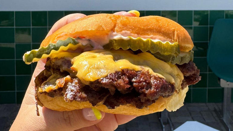 The Win~Dow, Jonesy's Fried Chicken, The Blue Owl, La Super-Rica Taqueria, Tacos Pipeye, Chubbies Hamburgers, Gino's Sicilian Express, Buena Onda Empanadas, Yetz's Bagels, Methodology