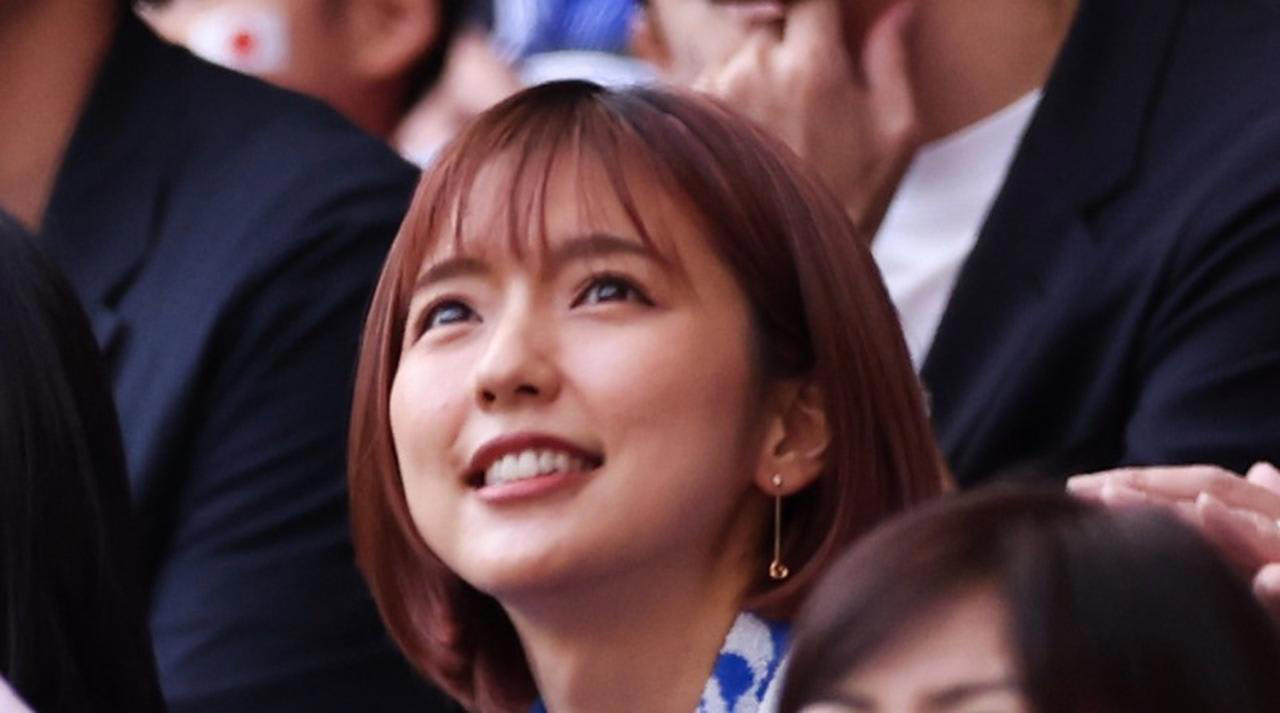 長友佑都 平愛梨, 谷口彰悟 泉里香, 上田綺世 由布菜月, 堂安律 明松美玖, 守田英正 藤阪れいな, 柴崎岳 真野恵里菜, 槙野智章 高梨臨, 長谷部誠 佐藤ありさ