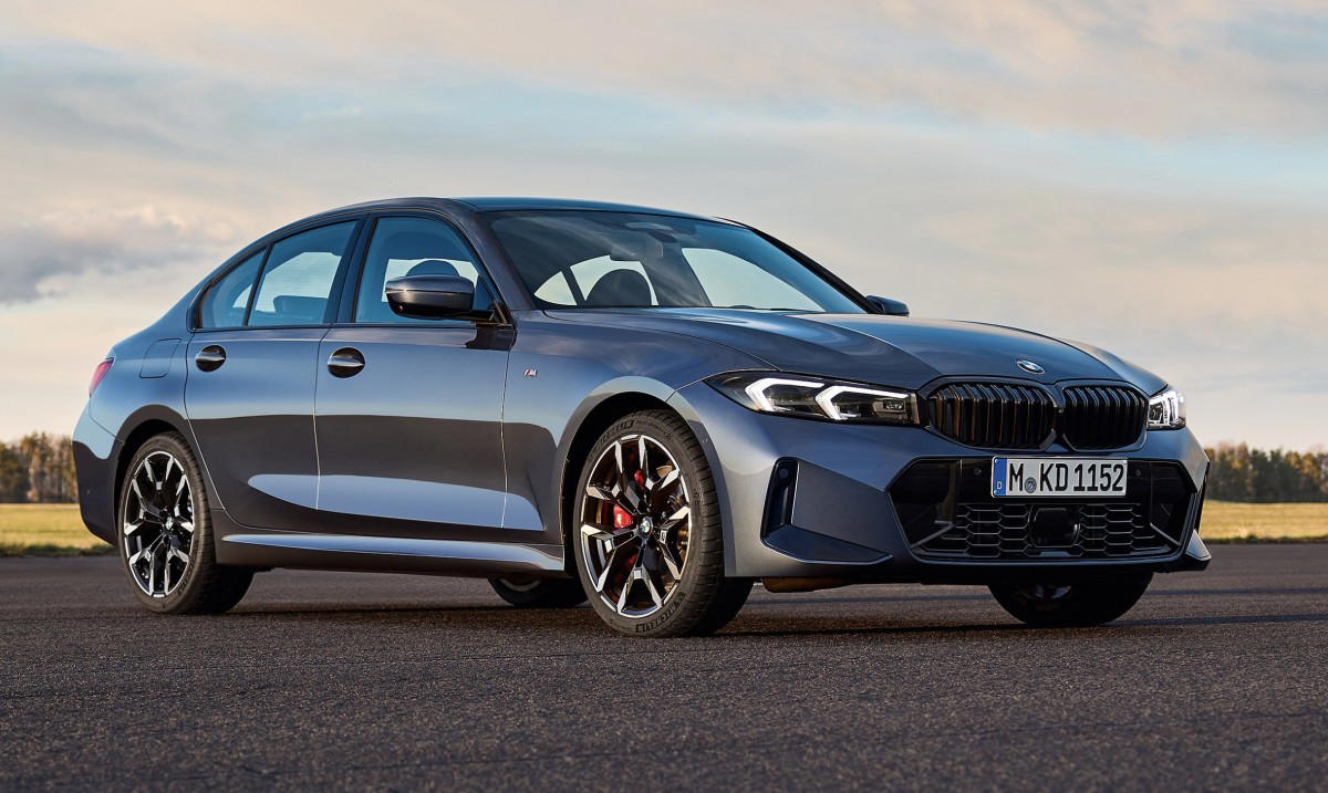 1.    Lexus IS, 2.    Lexus ES, 3.    BMW 2 Series, 4.    BMW 3 Series, 5.    Audi A4 (Now A5)