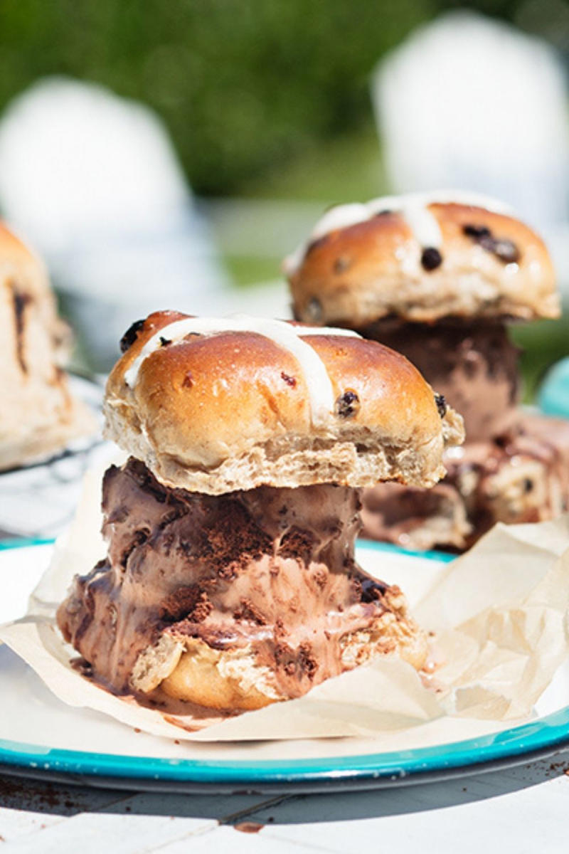 Most-clicked Easter desserts, No-bake Easter chocolate desserts, Easter desserts for kids, Turn these carrot cake recipes into an Easter delight, Decadent desserts fit for an Easter spread