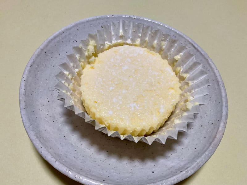 【3位】おなかペコペコのとき、これが正解。食べごたえ重視のりんごケーキ, 素朴だけどクセになる！ 腹持ち抜群のボリューム感, 【2位】ひと口でほっとする。"癒やし系ど真ん中"の上品ショコラ, カロリー150kcal！ 罪悪感なしの「ふわっほわ」食感, 【1位】「これが291円は反則では？」タルトのザクザク感まで完璧な本格派チーズケーキ, コンビニのレベルを超えた！ 専門店顔負けの"とろ生感", 【総評】気分に合わせて選べる、死角なしの神ラインナップ！