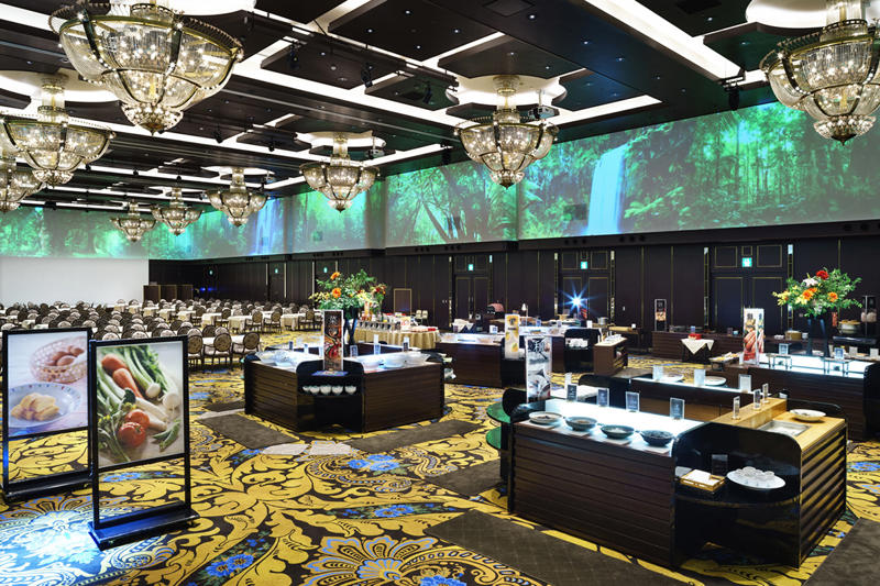 朝食バイキングが豪華すぎる名旅館, 飛騨地方の郷土料理に舌鼓を打つ秘湯, 朝夕、川床で絶品料理をいただける湯宿, 旨み凝縮、名物の地獄蒸しを堪能できる宿