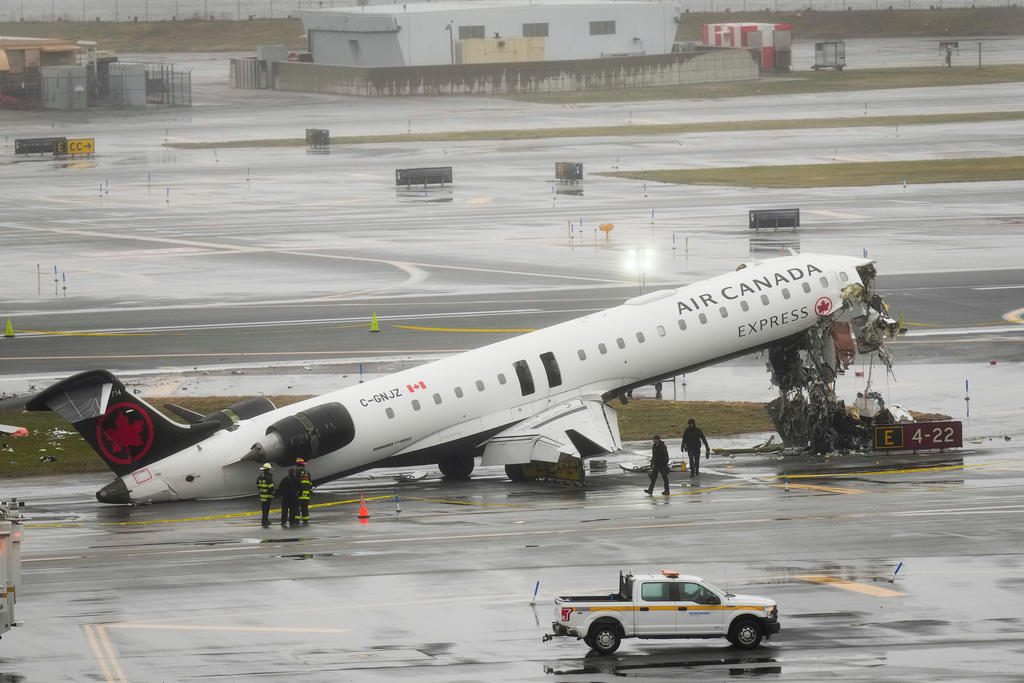 What happened?, Who was hurt or killed?, How is air travel impacted?, Did the government shutdown play a role?