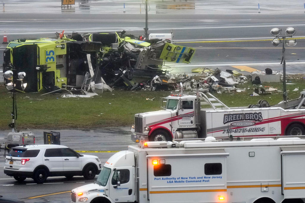 What happened?, Who was hurt or killed?, How is air travel impacted?, Did the government shutdown play a role?