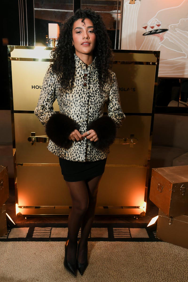 Sarah Pidgeon's Nod to CBK, Kendall Jenner's Layered Navy Knit, Naomi Watts’ Sleek Staples, Alexa Chung’s Lived-In Leather Bomber, Kate Middleton’s Cappuccino Palette, Olivia Dean’s Demure Leopard Jacket, Alex Consani's Elegant Bubble Hem, Why trust Harper’s Bazaar?