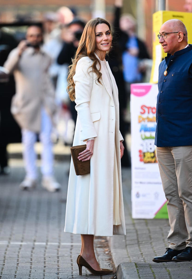 Sarah Pidgeon's Nod to CBK, Kendall Jenner's Layered Navy Knit, Naomi Watts’ Sleek Staples, Alexa Chung’s Lived-In Leather Bomber, Kate Middleton’s Cappuccino Palette, Olivia Dean’s Demure Leopard Jacket, Alex Consani's Elegant Bubble Hem, Why trust Harper’s Bazaar?