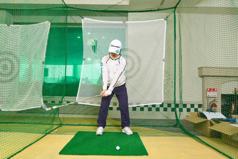 真っすぐあげようとするとシャットになりがち, クロスして振り遅れる, フォワードプレス, 同調して動けるから振り遅れない