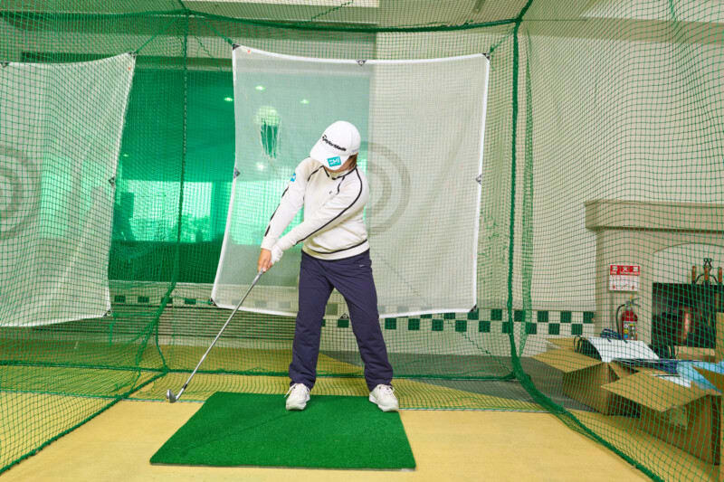 真っすぐあげようとするとシャットになりがち, クロスして振り遅れる, フォワードプレス, 同調して動けるから振り遅れない