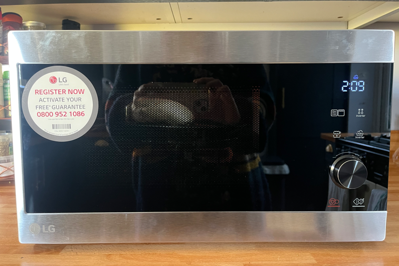The best microwaves for 2026 are:, How I tested , Samsung solo microwave, Salter Toronto microwave, Panasonic 4-in-1 air fry combi microwave oven, Salter duowave air fryer EK5817 combination microwave, LG neochef MH6565CPS compact microwave with grill, Morphy Richards cassini 20L 800W digital microwave, Swan nordic microwave, Vonshef fika microwave, Your questions about microwaves answered, What is the best microwave?, How I tested microwaves, How to clean a microwave , Do microwaves kill bacteria?, Why you can trust IndyBest reviews