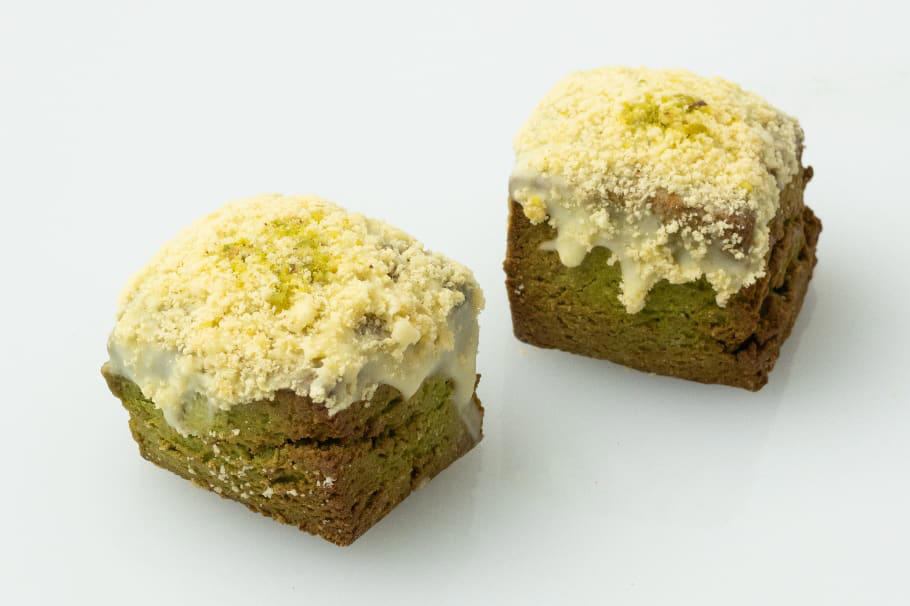 キャロットケーキ専門店 Cherish Foods（チェリッシュフーズ）/ 東京・駒込 ※土日限定販売, MAKIMONO（マキモノ）/ 東京・武蔵境 ※土日限定販売, YES COFFEE（イエスコーヒー）/ 東京 ※土日限定販売, funny bake cafe（ファニーベイクカフェ）/ 兵庫 ※4月4日・5日限定販売, ぐるてんずカヌレ/小麦研究所（グルテンズカヌレ/コムギケンキュウジョ）/ 東京・武蔵小金井 ※4月11日・12日限定販売, mamicook（マミコック）※実店舗なし, SPICE American bake shop（スパイス アメリカンベイクショップ）/ 群馬, Abicajo Butter Studio（アビカジョ バタースタジオ）/ 東京・飯田橋, Seiichiro,NISHIZONO（セイイチロウ ニシゾノ）/ 大阪, 午後の喫茶マイニチ（ゴゴノキッサマイニチ）/ 大阪, 湘南ギルトフリースイーツ（ショウナンギルトフリースイーツ）/ 神奈川, ishi kamakura（イシ カマクラ）/ 神奈川, amijok（アミジョク）/ 長野, 自然食と酵母菓子 nui（シゼンショクトコウボガシ ヌイ）/ 埼玉, 珈琲処カラス（コーヒードコロ カラス）/ 愛知, le sputnik（ル スプート ニク）/ 東京・六本木, Rabbit Hole Bakes（ラビットホールベイクス）/ 埼玉, AMAZON CACAO（アマゾンカカオ）/ 長野 ※土日限定販売, funny bake cafe（ファニーベイクカフェ）/ 兵庫 ※4月4日・5日限定販売, Abicajo Butter Studio（アビカジョ バタースタジオ）/ 東京・飯田橋, PUBLIC（パブリック）/ 岡山, スコーンと焼き菓子の店SAKU（スコーントヤキガシノミセサク）/ 茨城, mamicook（マミコック）※実店舗なし, Kazu Bake（カズベイク）/ 埼玉, yume no okashi（ユメノオカシ）/ 東京・三軒茶屋, Jardan！（ジャーダン）/ 沖縄, jean scones（ジーン スコーンズ）/ 静岡, amijok（アミジョク）/ 長野, Artisan Lien（アルティザン リアン）/ 東京・白金高輪, BAKESHOP LOTERIE（ベイクショップ ロトリー）/ 茨城, L’atelier it。（ラトリエイット）/ 群馬, Macaroi（マカロワ） ※実店舗なし, 自然食と酵母菓子 nui（シゼンショクトコウボガシ ヌイ）/ 埼玉, 多計雄（タケオ） ※実店舗なし, ishi kamakura（イシ カマクラ）/ 神奈川, Pâtissière MAYO（パティシエール マヨ）/ 東京・六本木, Yohei Miyaguchi（ヨウヘイ ミヤグチ）※実店舗なし, モクシャチャイ/ 東京・中目黒, grain.（グレイン）/ 香川, パンとお菓子 Humme（パントオカシ ハム）/ 鹿児島, 菓子屋ヒトハコ（カシヤヒトハコ）/ 奈良, le sputnik（ル スプート ニク）/ 東京・六本木, MAKIMONO（マキモノ）/ 東京・武蔵境, Rabbit Hole Bakes（ラビットホールベイクス）/ 埼玉, SPICE american bake shop（スパイス アメリカンベイクショップ）/ 群馬, 紅茶とスコーン 葉々屋（コウチャトスコーン ヨウヨウヤ）/ 東京・府中, 塩屋SCONE（シオヤスコーン）/ 兵庫, chunk&amp;mog（チャンクアンドモグ）/ 神奈川
