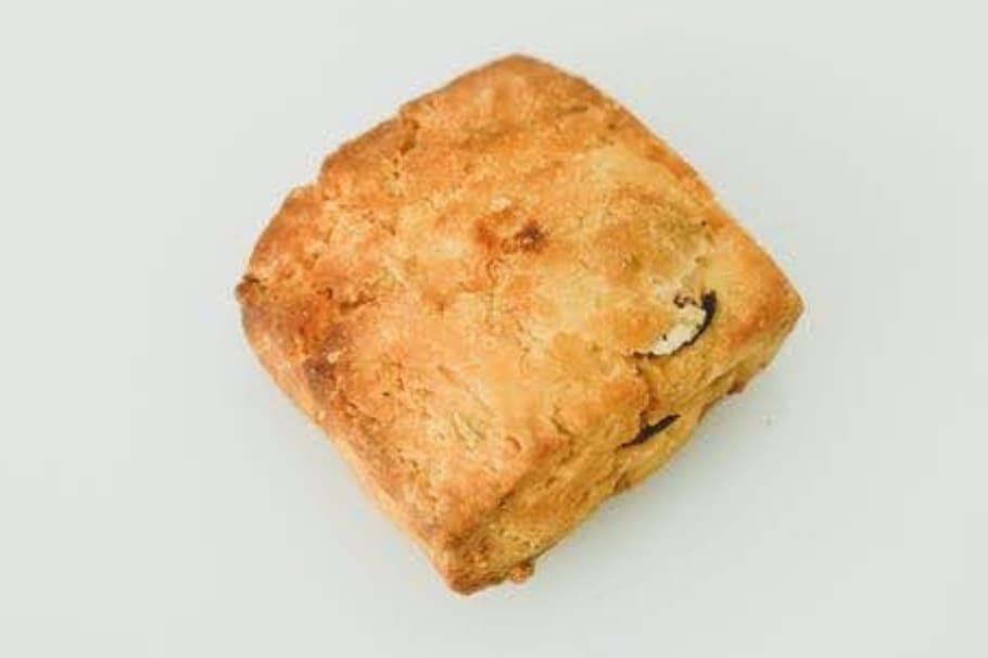 キャロットケーキ専門店 Cherish Foods（チェリッシュフーズ）/ 東京・駒込 ※土日限定販売, MAKIMONO（マキモノ）/ 東京・武蔵境 ※土日限定販売, YES COFFEE（イエスコーヒー）/ 東京 ※土日限定販売, funny bake cafe（ファニーベイクカフェ）/ 兵庫 ※4月4日・5日限定販売, ぐるてんずカヌレ/小麦研究所（グルテンズカヌレ/コムギケンキュウジョ）/ 東京・武蔵小金井 ※4月11日・12日限定販売, mamicook（マミコック）※実店舗なし, SPICE American bake shop（スパイス アメリカンベイクショップ）/ 群馬, Abicajo Butter Studio（アビカジョ バタースタジオ）/ 東京・飯田橋, Seiichiro,NISHIZONO（セイイチロウ ニシゾノ）/ 大阪, 午後の喫茶マイニチ（ゴゴノキッサマイニチ）/ 大阪, 湘南ギルトフリースイーツ（ショウナンギルトフリースイーツ）/ 神奈川, ishi kamakura（イシ カマクラ）/ 神奈川, amijok（アミジョク）/ 長野, 自然食と酵母菓子 nui（シゼンショクトコウボガシ ヌイ）/ 埼玉, 珈琲処カラス（コーヒードコロ カラス）/ 愛知, le sputnik（ル スプート ニク）/ 東京・六本木, Rabbit Hole Bakes（ラビットホールベイクス）/ 埼玉, AMAZON CACAO（アマゾンカカオ）/ 長野 ※土日限定販売, funny bake cafe（ファニーベイクカフェ）/ 兵庫 ※4月4日・5日限定販売, Abicajo Butter Studio（アビカジョ バタースタジオ）/ 東京・飯田橋, PUBLIC（パブリック）/ 岡山, スコーンと焼き菓子の店SAKU（スコーントヤキガシノミセサク）/ 茨城, mamicook（マミコック）※実店舗なし, Kazu Bake（カズベイク）/ 埼玉, yume no okashi（ユメノオカシ）/ 東京・三軒茶屋, Jardan！（ジャーダン）/ 沖縄, jean scones（ジーン スコーンズ）/ 静岡, amijok（アミジョク）/ 長野, Artisan Lien（アルティザン リアン）/ 東京・白金高輪, BAKESHOP LOTERIE（ベイクショップ ロトリー）/ 茨城, L’atelier it。（ラトリエイット）/ 群馬, Macaroi（マカロワ） ※実店舗なし, 自然食と酵母菓子 nui（シゼンショクトコウボガシ ヌイ）/ 埼玉, 多計雄（タケオ） ※実店舗なし, ishi kamakura（イシ カマクラ）/ 神奈川, Pâtissière MAYO（パティシエール マヨ）/ 東京・六本木, Yohei Miyaguchi（ヨウヘイ ミヤグチ）※実店舗なし, モクシャチャイ/ 東京・中目黒, grain.（グレイン）/ 香川, パンとお菓子 Humme（パントオカシ ハム）/ 鹿児島, 菓子屋ヒトハコ（カシヤヒトハコ）/ 奈良, le sputnik（ル スプート ニク）/ 東京・六本木, MAKIMONO（マキモノ）/ 東京・武蔵境, Rabbit Hole Bakes（ラビットホールベイクス）/ 埼玉, SPICE american bake shop（スパイス アメリカンベイクショップ）/ 群馬, 紅茶とスコーン 葉々屋（コウチャトスコーン ヨウヨウヤ）/ 東京・府中, 塩屋SCONE（シオヤスコーン）/ 兵庫, chunk&amp;mog（チャンクアンドモグ）/ 神奈川