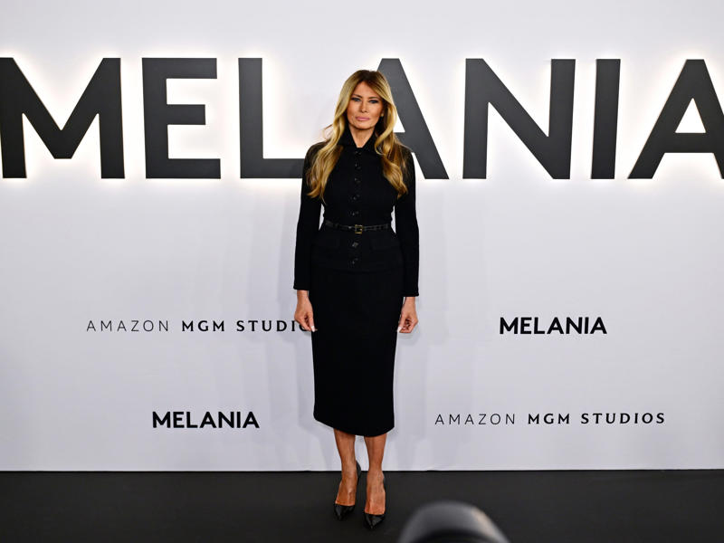 11. Slovenia's mean height is 5 feet 8.54 inches (174.1 cm). 22. Belarus' mean height is 5 feet 8.03 inches (172.8 cm)., 22. Cook Islands' mean height is 5 feet 8.03 inches (172.8 cm)., 19. Poland's mean height is 5 feet 8.21 inches (173.25 cm)., 19. Germany's mean height is 5 feet 8.21 inches (173.25 cm)., 18. Norway's mean height is 5 feet 8.29 inches (173.45 cm)., 16. Finland's mean height is 5 feet 8.33 inches (173.55 cm)., 16. Dominica's mean height is 5 feet 8.33 inches (173.55 cm)., 15. Sweden's mean height is 5 feet 8.35 inches (173.6 cm)., 13. Ukraine's mean height is 5 feet 8.43 inches (173.8 cm)., 13. Croatia's mean height is 5 feet 8.43 inches (173.8 cm)., 12. Slovakia's mean height is 5 feet 8.52 inches (174.05 cm)., 11. Slovenia's mean height is 5 feet 8.54 inches (174.1 cm)., 10. Lithuania's mean height is 5 feet 8.56 inches (174.15 cm)., 9. Serbia's mean height is 5 feet 8.7 inches (174.5 cm)., 8. The Czech Republic's mean height is 5 feet 8.74 inches (174.6 cm)., 6. Bosnia and Herzegovina's mean height is 5 feet 8.9 inches (175 cm)., 6. Latvia's mean height is 5 feet 8.9 inches (175 cm)., 5. Iceland's mean height is 5 feet 9.09 inches (175.5 cm)., 4. Denmark's mean height is 5 feet 9.17 inches (175.7 cm)., 3. Estonia's mean height is 5 feet 9.19 inches (175.75 cm)., 2. Montenegro's mean height is 5 feet 9.55 inches (176.65 cm)., 1. The Netherlands' mean height is 5 feet 9.72 inches (177.1 cm).