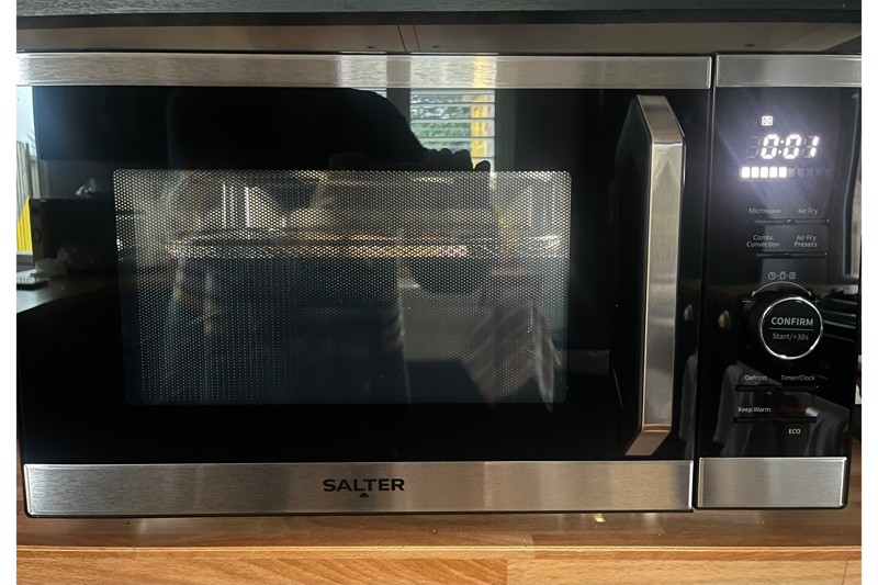 The best microwaves for 2026 are:, How I tested , Samsung solo microwave, Salter Toronto microwave, Panasonic 4-in-1 air fry combi microwave oven, Salter duowave air fryer EK5817 combination microwave, LG neochef MH6565CPS compact microwave with grill, Morphy Richards cassini 20L 800W digital microwave, Swan nordic microwave, Vonshef fika microwave, Your questions about microwaves answered, What is the best microwave?, How I tested microwaves, How to clean a microwave , Do microwaves kill bacteria?, Why you can trust IndyBest reviews