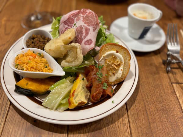 JR甲子園口から徒歩すぐ！予約必須の大人気のイタリアン♪, カジュアルで可愛い店内！, 本格的！だけどお手頃価格！, これが一人前？！驚きの山盛り前菜！, 期待以上の絶品パスタ！, 予約必須のイタリアン！