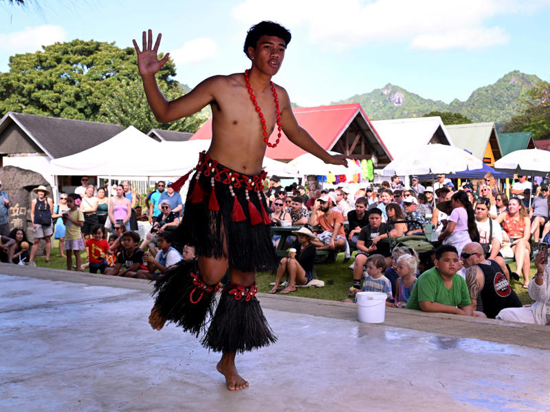 22. Cook Islands' mean height is 5 feet 8.03 inches (172.8 cm). 22. Belarus' mean height is 5 feet 8.03 inches (172.8 cm)., 22. Cook Islands' mean height is 5 feet 8.03 inches (172.8 cm)., 19. Poland's mean height is 5 feet 8.21 inches (173.25 cm)., 19. Germany's mean height is 5 feet 8.21 inches (173.25 cm)., 18. Norway's mean height is 5 feet 8.29 inches (173.45 cm)., 16. Finland's mean height is 5 feet 8.33 inches (173.55 cm)., 16. Dominica's mean height is 5 feet 8.33 inches (173.55 cm)., 15. Sweden's mean height is 5 feet 8.35 inches (173.6 cm)., 13. Ukraine's mean height is 5 feet 8.43 inches (173.8 cm)., 13. Croatia's mean height is 5 feet 8.43 inches (173.8 cm)., 12. Slovakia's mean height is 5 feet 8.52 inches (174.05 cm)., 11. Slovenia's mean height is 5 feet 8.54 inches (174.1 cm)., 10. Lithuania's mean height is 5 feet 8.56 inches (174.15 cm)., 9. Serbia's mean height is 5 feet 8.7 inches (174.5 cm)., 8. The Czech Republic's mean height is 5 feet 8.74 inches (174.6 cm)., 6. Bosnia and Herzegovina's mean height is 5 feet 8.9 inches (175 cm)., 6. Latvia's mean height is 5 feet 8.9 inches (175 cm)., 5. Iceland's mean height is 5 feet 9.09 inches (175.5 cm)., 4. Denmark's mean height is 5 feet 9.17 inches (175.7 cm)., 3. Estonia's mean height is 5 feet 9.19 inches (175.75 cm)., 2. Montenegro's mean height is 5 feet 9.55 inches (176.65 cm)., 1. The Netherlands' mean height is 5 feet 9.72 inches (177.1 cm).
