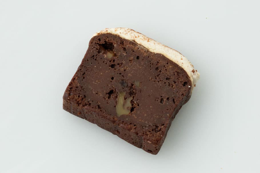 キャロットケーキ専門店 Cherish Foods（チェリッシュフーズ）/ 東京・駒込 ※土日限定販売, MAKIMONO（マキモノ）/ 東京・武蔵境 ※土日限定販売, YES COFFEE（イエスコーヒー）/ 東京 ※土日限定販売, funny bake cafe（ファニーベイクカフェ）/ 兵庫 ※4月4日・5日限定販売, ぐるてんずカヌレ/小麦研究所（グルテンズカヌレ/コムギケンキュウジョ）/ 東京・武蔵小金井 ※4月11日・12日限定販売, mamicook（マミコック）※実店舗なし, SPICE American bake shop（スパイス アメリカンベイクショップ）/ 群馬, Abicajo Butter Studio（アビカジョ バタースタジオ）/ 東京・飯田橋, Seiichiro,NISHIZONO（セイイチロウ ニシゾノ）/ 大阪, 午後の喫茶マイニチ（ゴゴノキッサマイニチ）/ 大阪, 湘南ギルトフリースイーツ（ショウナンギルトフリースイーツ）/ 神奈川, ishi kamakura（イシ カマクラ）/ 神奈川, amijok（アミジョク）/ 長野, 自然食と酵母菓子 nui（シゼンショクトコウボガシ ヌイ）/ 埼玉, 珈琲処カラス（コーヒードコロ カラス）/ 愛知, le sputnik（ル スプート ニク）/ 東京・六本木, Rabbit Hole Bakes（ラビットホールベイクス）/ 埼玉, AMAZON CACAO（アマゾンカカオ）/ 長野 ※土日限定販売, funny bake cafe（ファニーベイクカフェ）/ 兵庫 ※4月4日・5日限定販売, Abicajo Butter Studio（アビカジョ バタースタジオ）/ 東京・飯田橋, PUBLIC（パブリック）/ 岡山, スコーンと焼き菓子の店SAKU（スコーントヤキガシノミセサク）/ 茨城, mamicook（マミコック）※実店舗なし, Kazu Bake（カズベイク）/ 埼玉, yume no okashi（ユメノオカシ）/ 東京・三軒茶屋, Jardan！（ジャーダン）/ 沖縄, jean scones（ジーン スコーンズ）/ 静岡, amijok（アミジョク）/ 長野, Artisan Lien（アルティザン リアン）/ 東京・白金高輪, BAKESHOP LOTERIE（ベイクショップ ロトリー）/ 茨城, L’atelier it。（ラトリエイット）/ 群馬, Macaroi（マカロワ） ※実店舗なし, 自然食と酵母菓子 nui（シゼンショクトコウボガシ ヌイ）/ 埼玉, 多計雄（タケオ） ※実店舗なし, ishi kamakura（イシ カマクラ）/ 神奈川, Pâtissière MAYO（パティシエール マヨ）/ 東京・六本木, Yohei Miyaguchi（ヨウヘイ ミヤグチ）※実店舗なし, モクシャチャイ/ 東京・中目黒, grain.（グレイン）/ 香川, パンとお菓子 Humme（パントオカシ ハム）/ 鹿児島, 菓子屋ヒトハコ（カシヤヒトハコ）/ 奈良, le sputnik（ル スプート ニク）/ 東京・六本木, MAKIMONO（マキモノ）/ 東京・武蔵境, Rabbit Hole Bakes（ラビットホールベイクス）/ 埼玉, SPICE american bake shop（スパイス アメリカンベイクショップ）/ 群馬, 紅茶とスコーン 葉々屋（コウチャトスコーン ヨウヨウヤ）/ 東京・府中, 塩屋SCONE（シオヤスコーン）/ 兵庫, chunk&amp;mog（チャンクアンドモグ）/ 神奈川