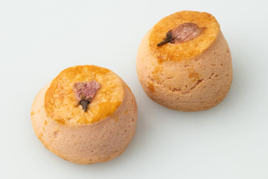 キャロットケーキ専門店 Cherish Foods（チェリッシュフーズ）/ 東京・駒込 ※土日限定販売, MAKIMONO（マキモノ）/ 東京・武蔵境 ※土日限定販売, YES COFFEE（イエスコーヒー）/ 東京 ※土日限定販売, funny bake cafe（ファニーベイクカフェ）/ 兵庫 ※4月4日・5日限定販売, ぐるてんずカヌレ/小麦研究所（グルテンズカヌレ/コムギケンキュウジョ）/ 東京・武蔵小金井 ※4月11日・12日限定販売, mamicook（マミコック）※実店舗なし, SPICE American bake shop（スパイス アメリカンベイクショップ）/ 群馬, Abicajo Butter Studio（アビカジョ バタースタジオ）/ 東京・飯田橋, Seiichiro,NISHIZONO（セイイチロウ ニシゾノ）/ 大阪, 午後の喫茶マイニチ（ゴゴノキッサマイニチ）/ 大阪, 湘南ギルトフリースイーツ（ショウナンギルトフリースイーツ）/ 神奈川, ishi kamakura（イシ カマクラ）/ 神奈川, amijok（アミジョク）/ 長野, 自然食と酵母菓子 nui（シゼンショクトコウボガシ ヌイ）/ 埼玉, 珈琲処カラス（コーヒードコロ カラス）/ 愛知, le sputnik（ル スプート ニク）/ 東京・六本木, Rabbit Hole Bakes（ラビットホールベイクス）/ 埼玉, AMAZON CACAO（アマゾンカカオ）/ 長野 ※土日限定販売, funny bake cafe（ファニーベイクカフェ）/ 兵庫 ※4月4日・5日限定販売, Abicajo Butter Studio（アビカジョ バタースタジオ）/ 東京・飯田橋, PUBLIC（パブリック）/ 岡山, スコーンと焼き菓子の店SAKU（スコーントヤキガシノミセサク）/ 茨城, mamicook（マミコック）※実店舗なし, Kazu Bake（カズベイク）/ 埼玉, yume no okashi（ユメノオカシ）/ 東京・三軒茶屋, Jardan！（ジャーダン）/ 沖縄, jean scones（ジーン スコーンズ）/ 静岡, amijok（アミジョク）/ 長野, Artisan Lien（アルティザン リアン）/ 東京・白金高輪, BAKESHOP LOTERIE（ベイクショップ ロトリー）/ 茨城, L’atelier it。（ラトリエイット）/ 群馬, Macaroi（マカロワ） ※実店舗なし, 自然食と酵母菓子 nui（シゼンショクトコウボガシ ヌイ）/ 埼玉, 多計雄（タケオ） ※実店舗なし, ishi kamakura（イシ カマクラ）/ 神奈川, Pâtissière MAYO（パティシエール マヨ）/ 東京・六本木, Yohei Miyaguchi（ヨウヘイ ミヤグチ）※実店舗なし, モクシャチャイ/ 東京・中目黒, grain.（グレイン）/ 香川, パンとお菓子 Humme（パントオカシ ハム）/ 鹿児島, 菓子屋ヒトハコ（カシヤヒトハコ）/ 奈良, le sputnik（ル スプート ニク）/ 東京・六本木, MAKIMONO（マキモノ）/ 東京・武蔵境, Rabbit Hole Bakes（ラビットホールベイクス）/ 埼玉, SPICE american bake shop（スパイス アメリカンベイクショップ）/ 群馬, 紅茶とスコーン 葉々屋（コウチャトスコーン ヨウヨウヤ）/ 東京・府中, 塩屋SCONE（シオヤスコーン）/ 兵庫, chunk&amp;mog（チャンクアンドモグ）/ 神奈川