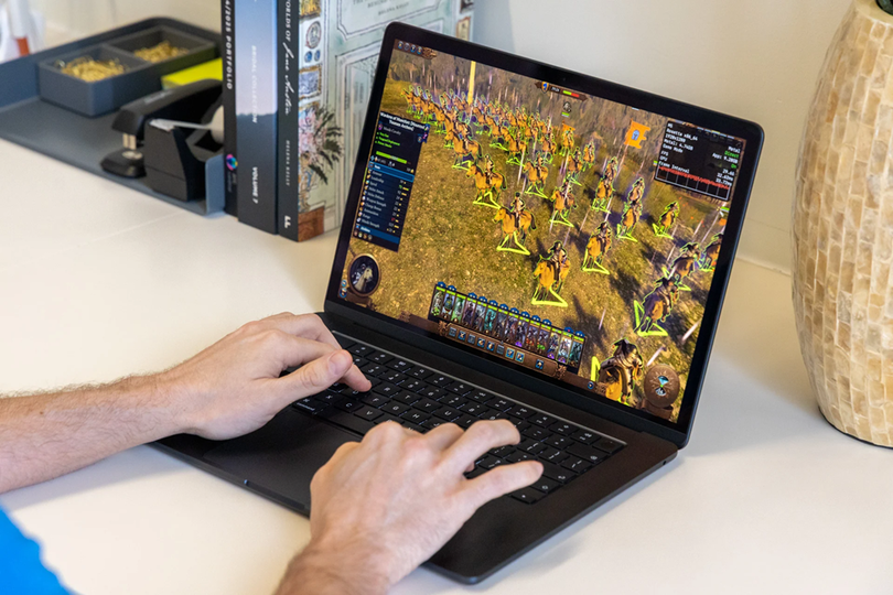 充分な処理性能。MacBook Proには劣るけど, やっぱりGPUは10コア欲しい…, 目に優しいディスプレイ、耳に心地よいサウンド, 「バッテリー丸1日持つ」はホント, やっぱり価格は大きいよね…